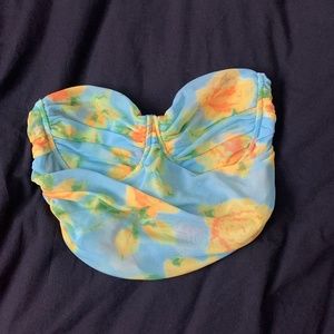 Strapless crop top